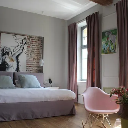 לינה וארוחת בוקר Maison Mathilde